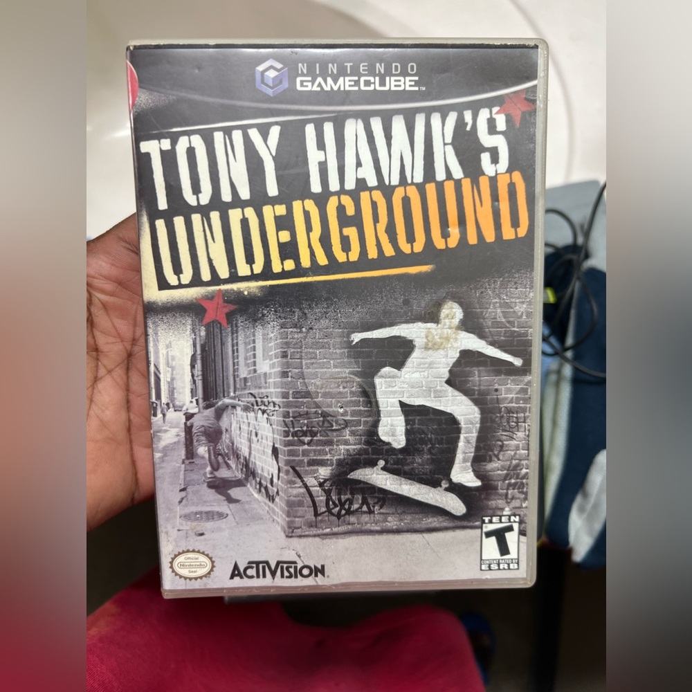 1) Tony Hawk Underground and 2) Tony Hawk’s Pro Skater 4 💿💿GameCube🧊👌🏾
